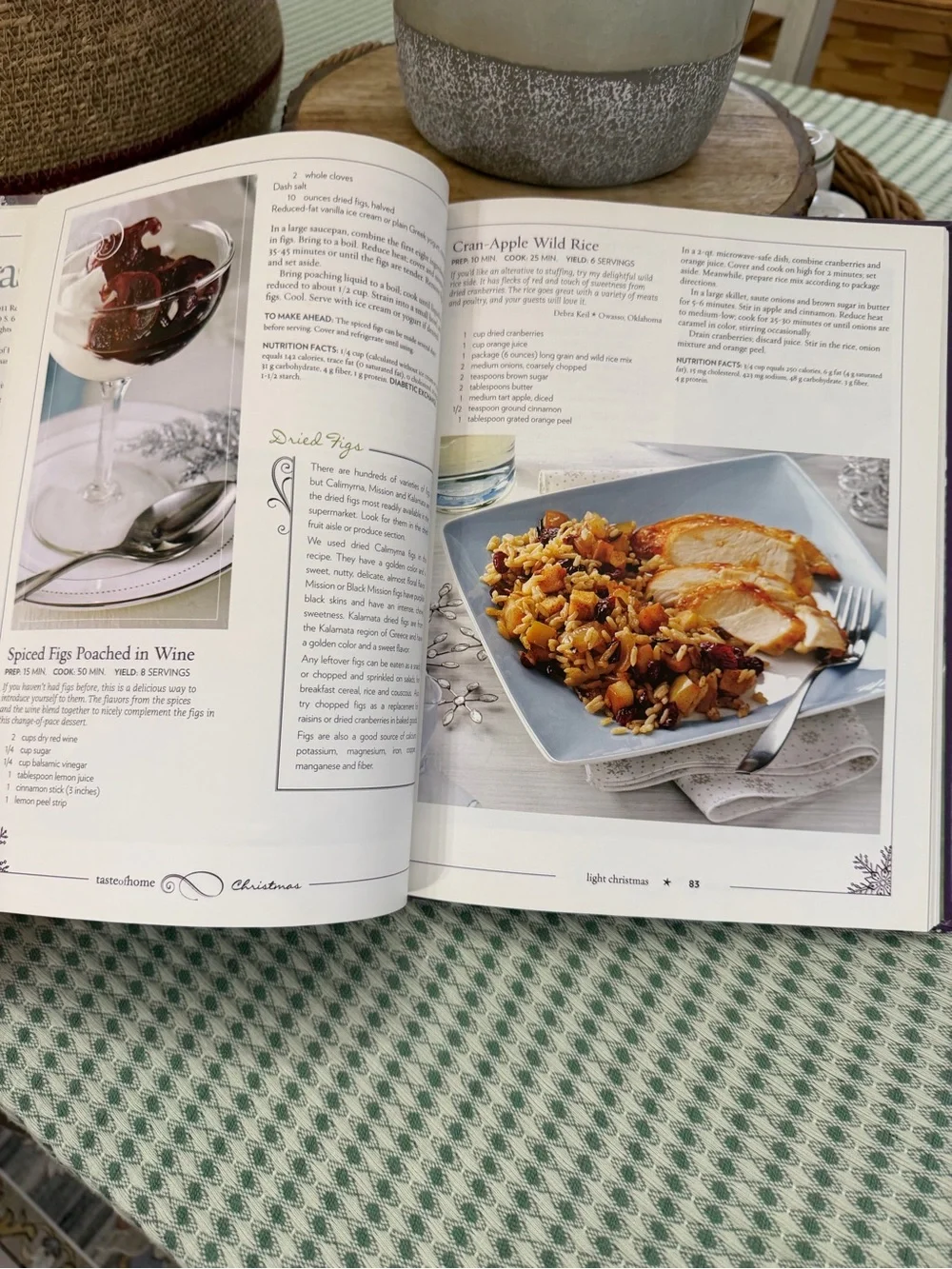 Taste of Home Christmas Cookbook Hardcover Y2K Christmas Cookbook Illustrations